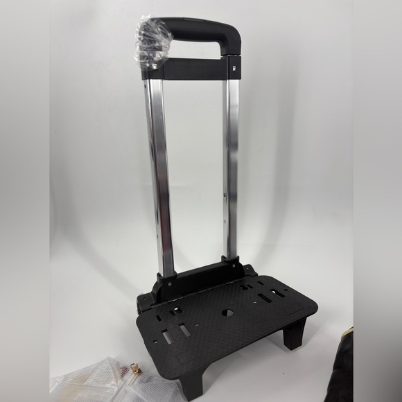 LUHXE Black Convertible Garment Roller Bag w/ Shoe Pouch - 20" Carry-On - Picture 16 of 16